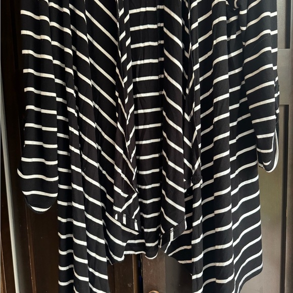 Lane Bryant Black and White Striped cardigan L - Picture 3 of 10